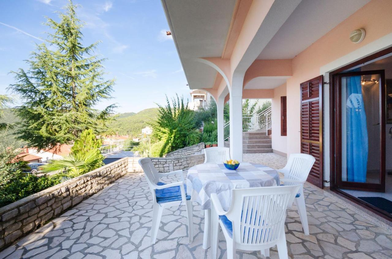 Apartments Slavica 拉巴克 外观 照片